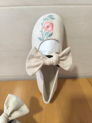 Bailarinas Beige Flores Talla 40