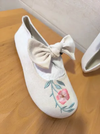 Bailarinas Beige Flores Talla 40