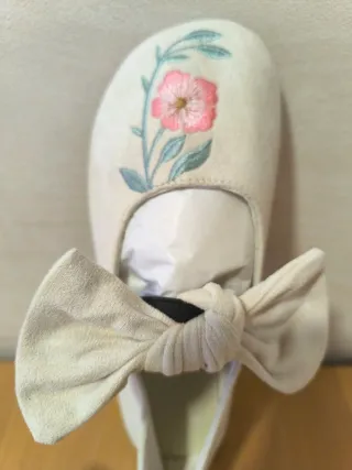 Bailarinas Beige Flores Talla 40