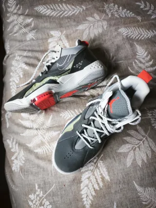 Nike Jordan Zoom '92 Gris Rojo