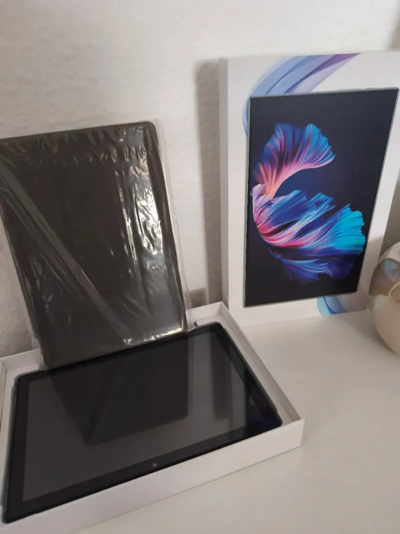 Tablet Negra Nueva en Caja