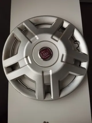 Tapacubos Fiat Plateado