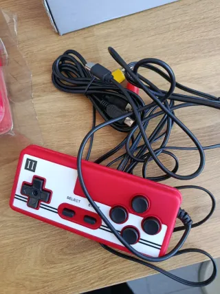 Consola Retro Roja