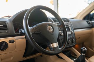 Volkswagen Jetta 2.0 TDI