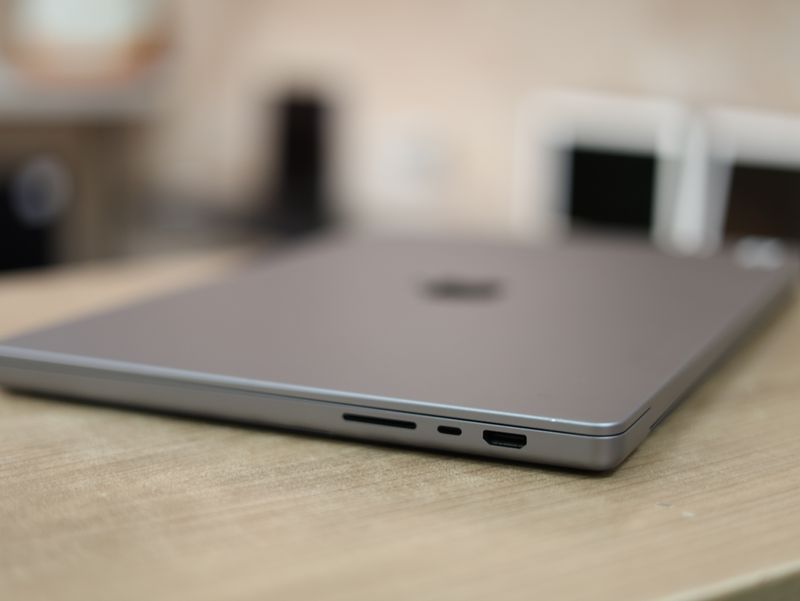 MacBook Pro 16" M1 Max 2021 afbeelding 11