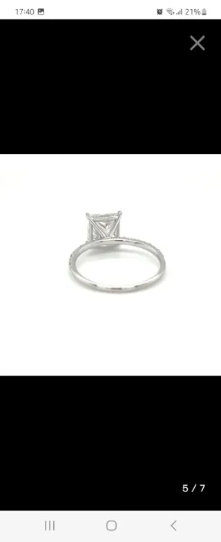 Anillo solitario Diamantes certificados y oro