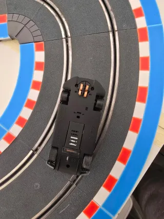 Audi R8 LMS Scalextric