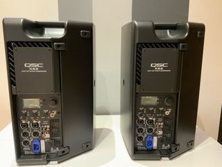 Altavoces QSC K 8.2 (2 unidades)