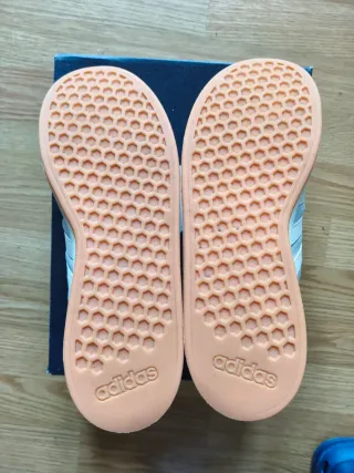 Zapatillas Adidas Beige/Gris