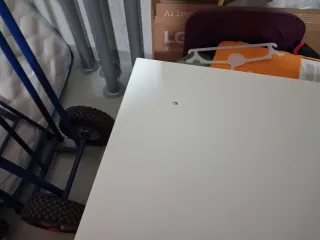 Mesa escritorio regulable blanca modelo. Pahl ikea