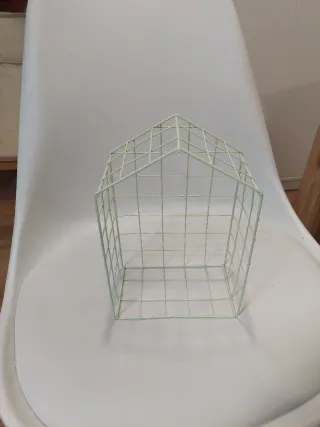 Estantería decorativa de metal verde