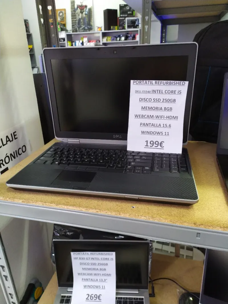 Portátil Dell E5540