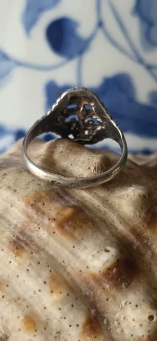 Precioso anillo sello cruz de caravaca