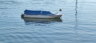 Lancha 4m con motor Mercury 8cv