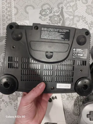 Nintendo 64 Consola Negra y Gris