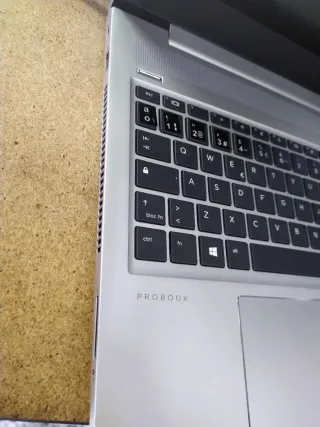 Portátil HP 450 G7 Refurbished