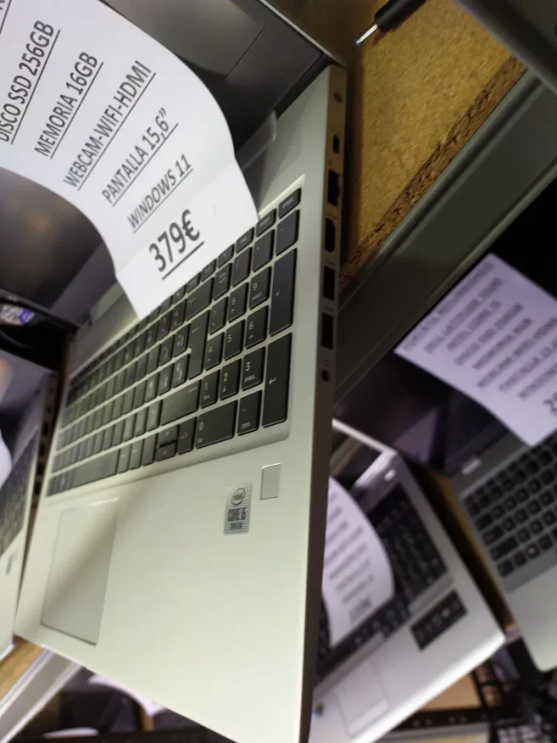 Portátil HP 450 G7 REFURBISHED afbeelding 3
