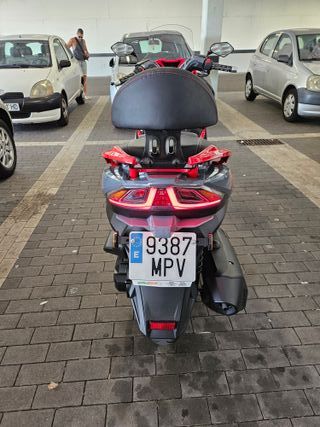 MITT 300 GT Max Gris/Rojo