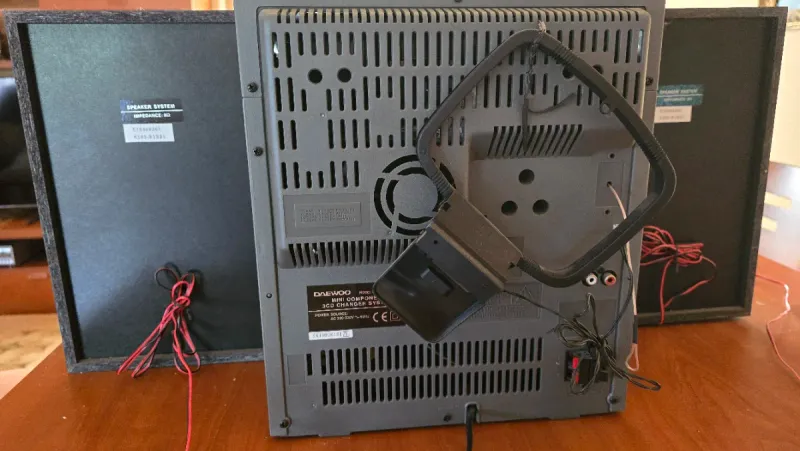 Mini cadena Daewoo con altavoces afbeelding 6