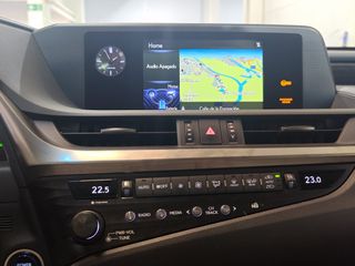 Lexus ES 2.5 300h Luxury