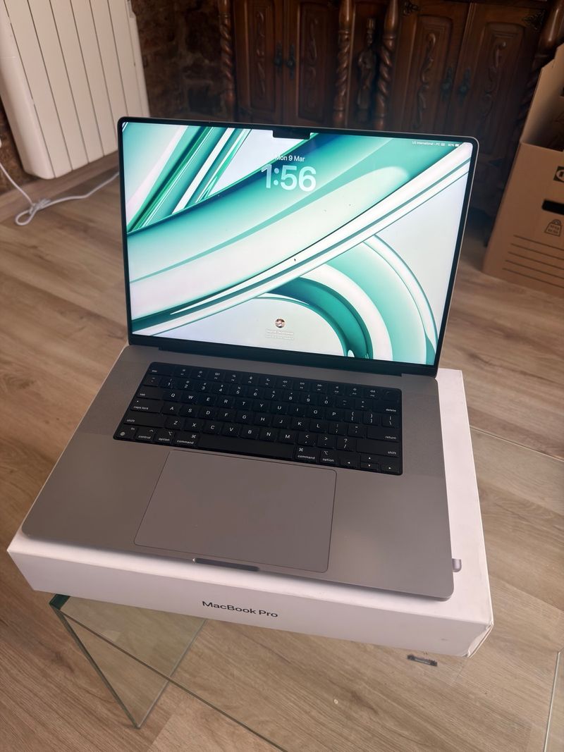 MacBook Pro 16 M1 Pro (2021) 16GB/512GB