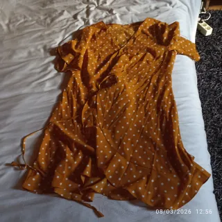 Vestido Shein Mostaza Lunares Talla XL