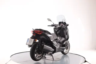 YAMAHA X-MAX 300 TECH MAX 2025