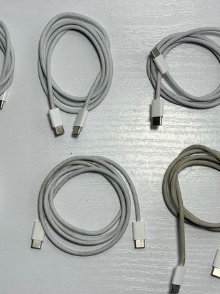 Confezione da 6 cavi Apple USB-C a USB-C