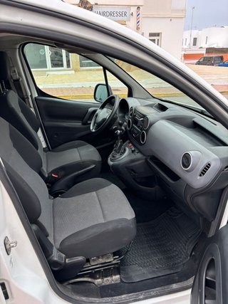 Peugeot Partner Furgón 1.6 HDi 2018 – Diésel