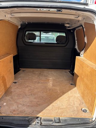 Peugeot Partner Furgón 1.6 HDi 2018 – Diésel