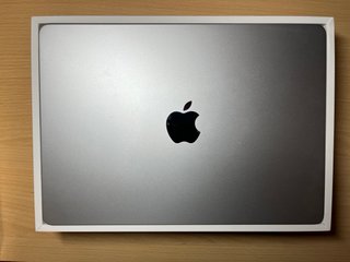MacBook Air M3 16GB