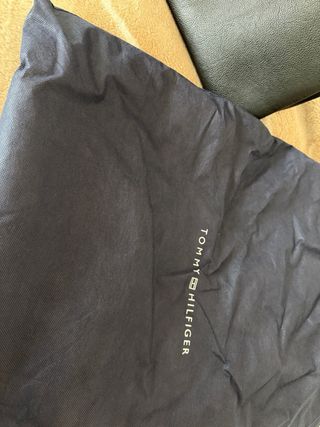 Bolso Tote Tommy Hilfiger Negro