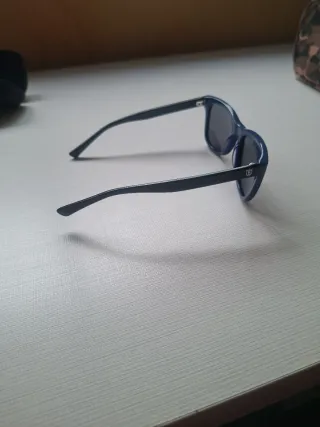 Gafas de sol infantiles + funda + trapo limpiador