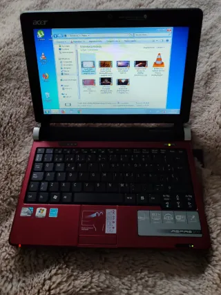 Ordenador Acer Aspire One Rojo