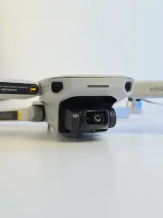 Dron DJI Mini 2 Fly More Combo 3 Baterías y mando