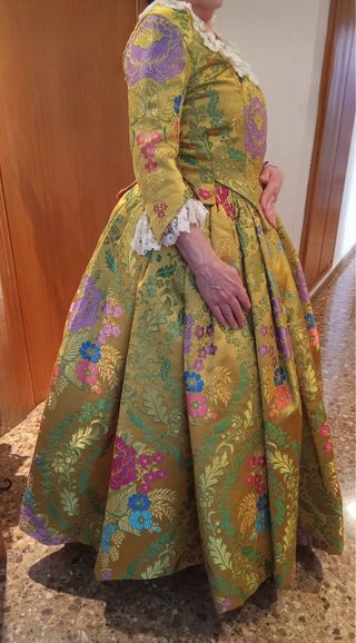 Se vende Traje de Fallera Talla 36