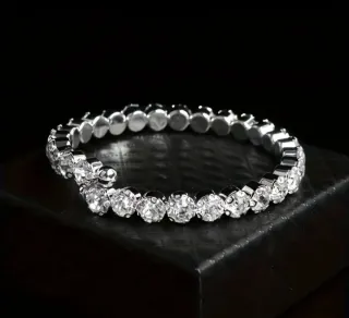 Conjunto bisutería brillante elegante