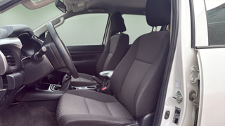 Toyota Hilux 2.4 D-4D Doble Cabina GX 110 kW (150 CV)