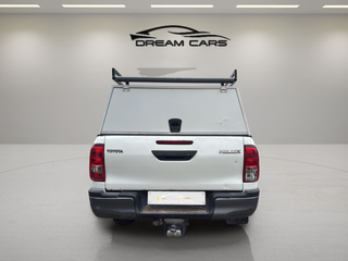 Toyota Hilux 2.4 D-4D Doble Cabina GX 110 kW (150 CV)