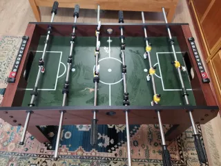 Futbolín de madera para niños