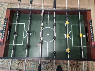 Futbolín de madera para niños