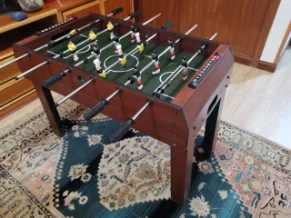 Futbolín de madera para niños