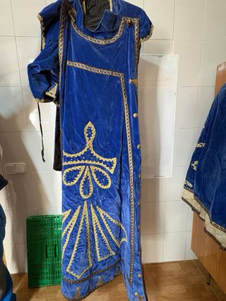 2 Trajes Moros y Cristianos con Armaduras