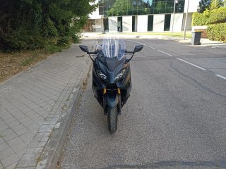 Yamaha TMAX 560 tech max
