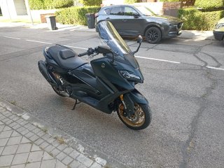 Yamaha TMAX 560 tech max