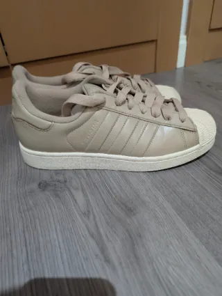 Zapatillas Adidas Superstar Beige Talla 42,5