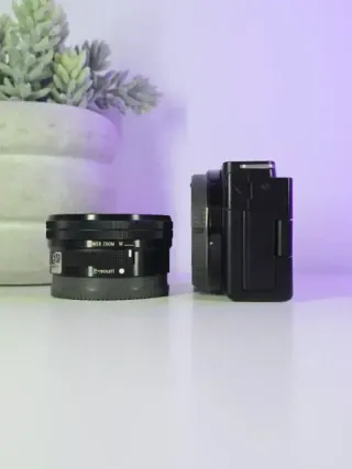 Cámara Sony ZV-E10 + Objetivo 16-50mm