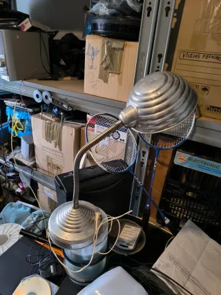 Lámpara de escritorio antigua