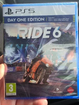 Playstation 5 Slim Disco Sony + 8 giochi