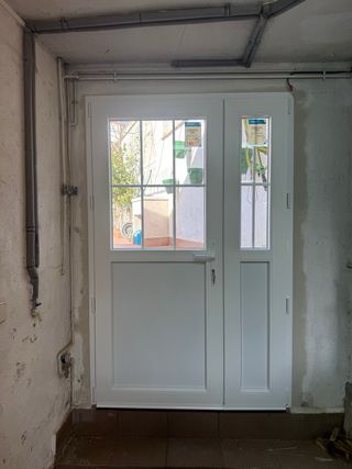 Instalación de ventanas y puertas PVC